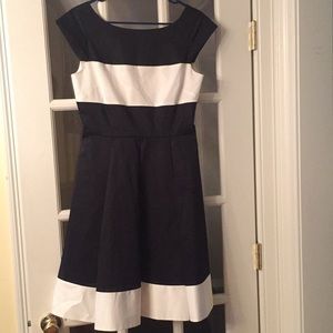 Never worn Black Kate Spade dress.